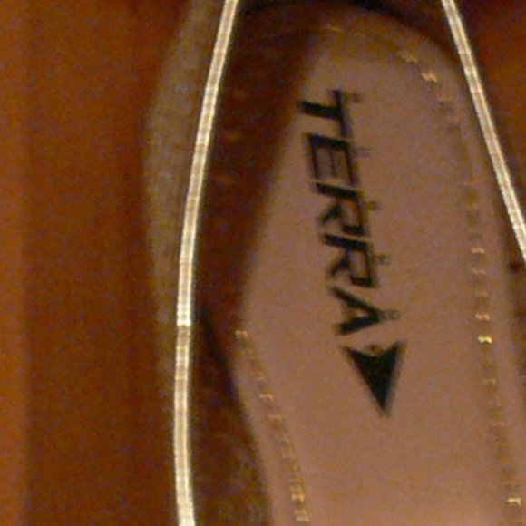 Women's TERRA Flat  shoes  Size 6  NWOT - Picture 3 of 8